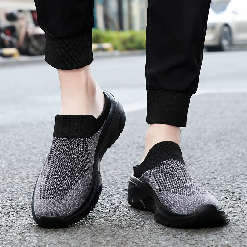 Men Slippers New Summer Breathable Home Indoor Slippers Men Thick Bottom Slides Fashion Walking Shoes Men chanclas de hombre