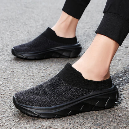 Men Slippers New Summer Breathable Home Indoor Slippers Men Thick Bottom Slides Fashion Walking Shoes Men chanclas de hombre