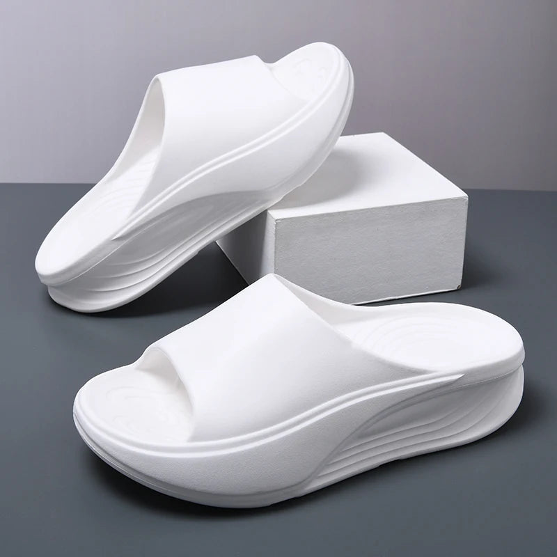 Men's New Summer Flip-Flops Outdoor Thick-Soled Non-Slip Sports Trendy Wading Wear-Resistant Beach Slippers